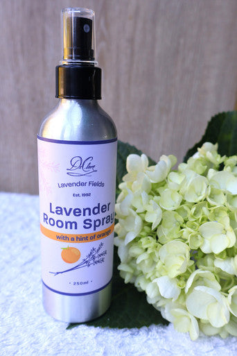 Refreshing Lavender Room Spray / 250 ml