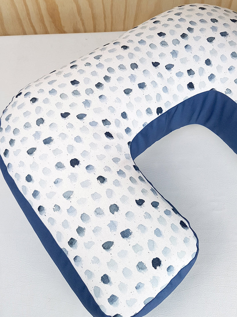 Feeding Pillow