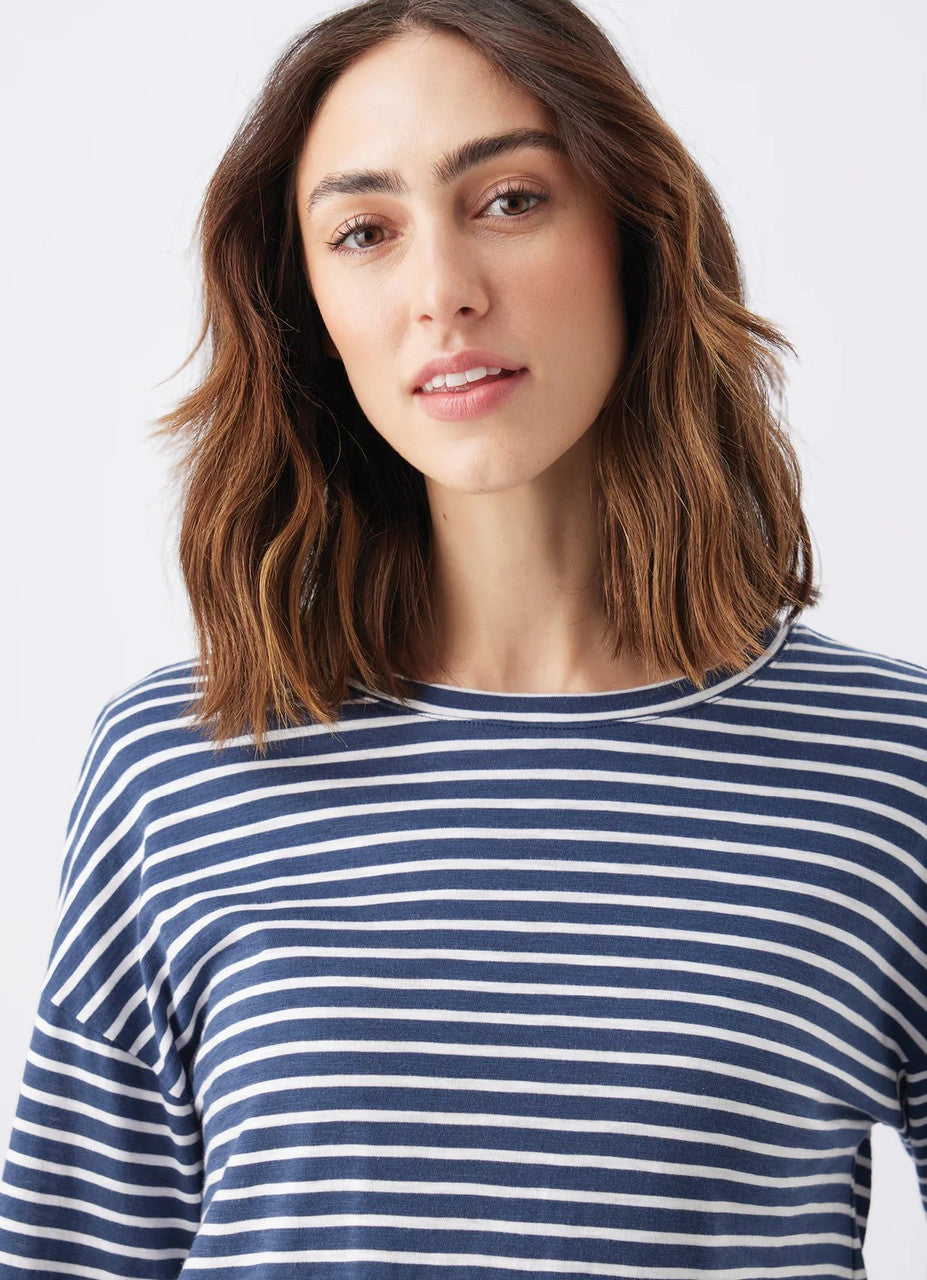 Claudette - Maternity & Breastfeeding Top - Navy/White